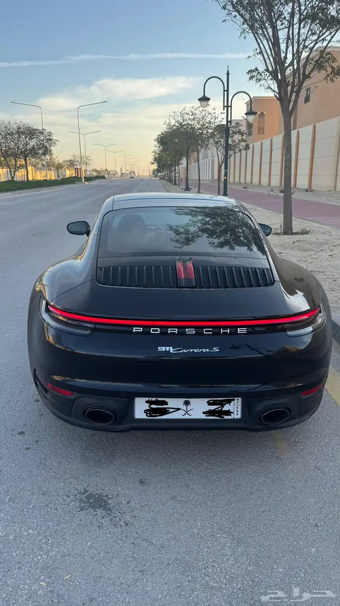 بورش 911 كاريرا اسود 2020 8