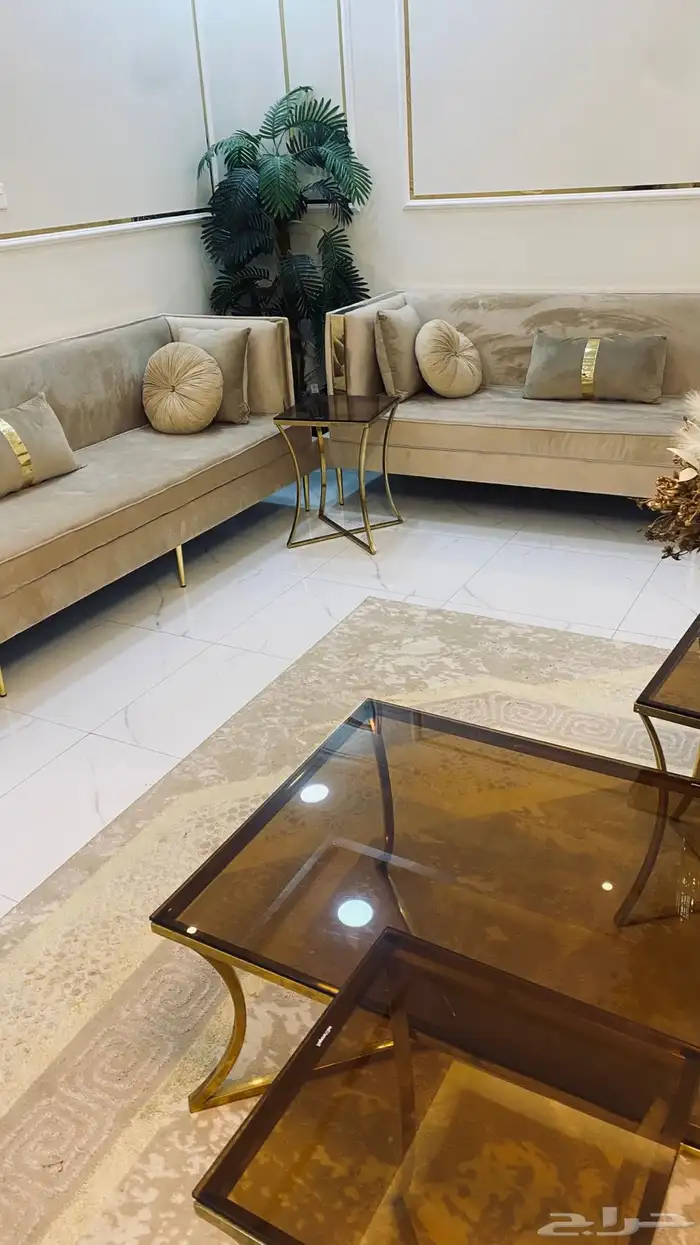 كنب مخمل تسعه بثمانيه 3