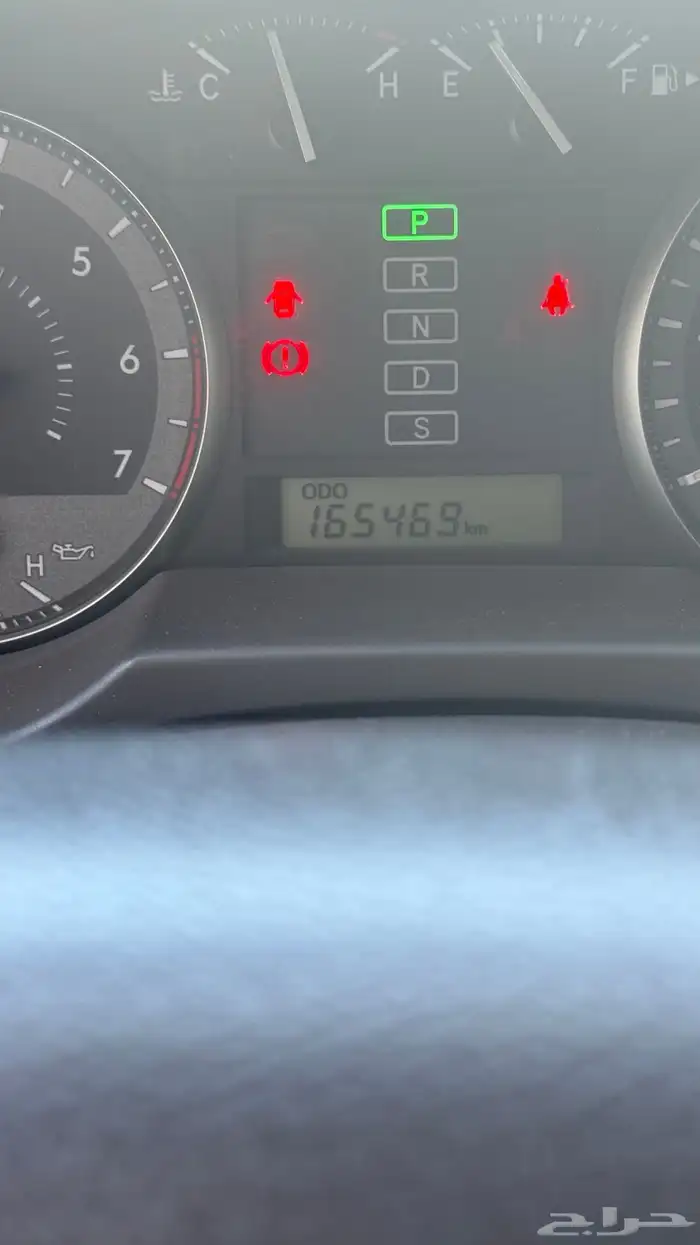 لاندكروزر 2015 فل كامل 10