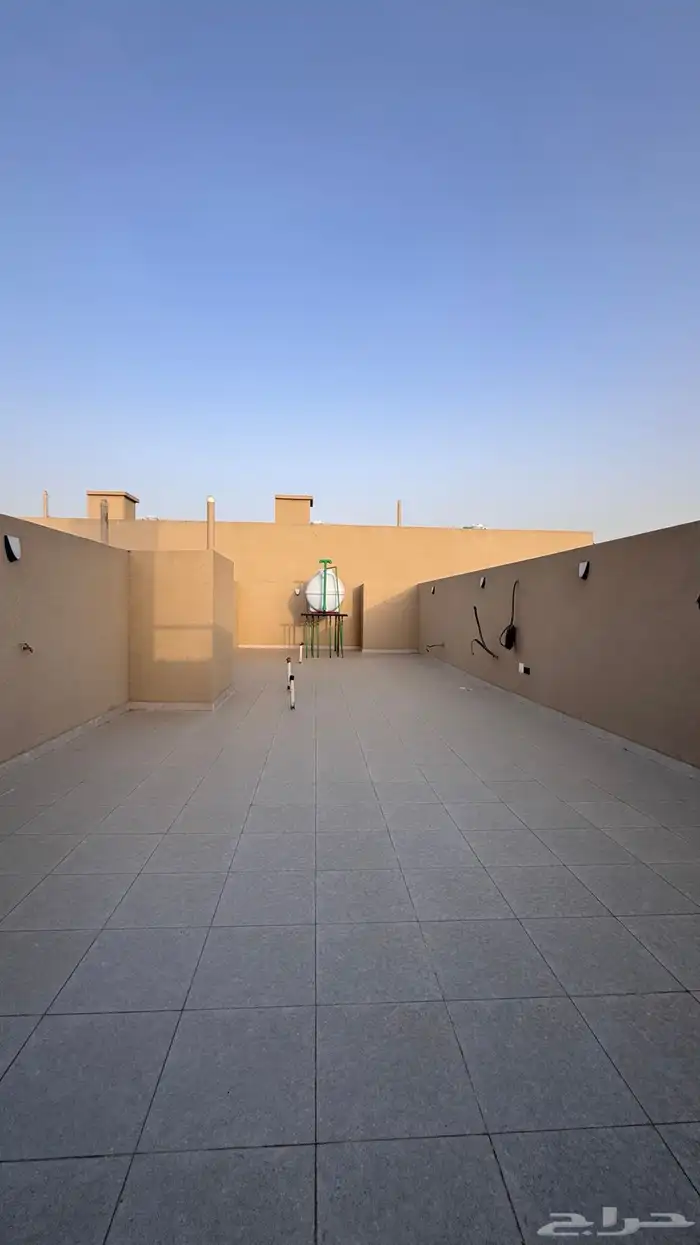 للبيع شقق علوى مع سطح على ارقى المستويات من 550 الف الضيافه 21