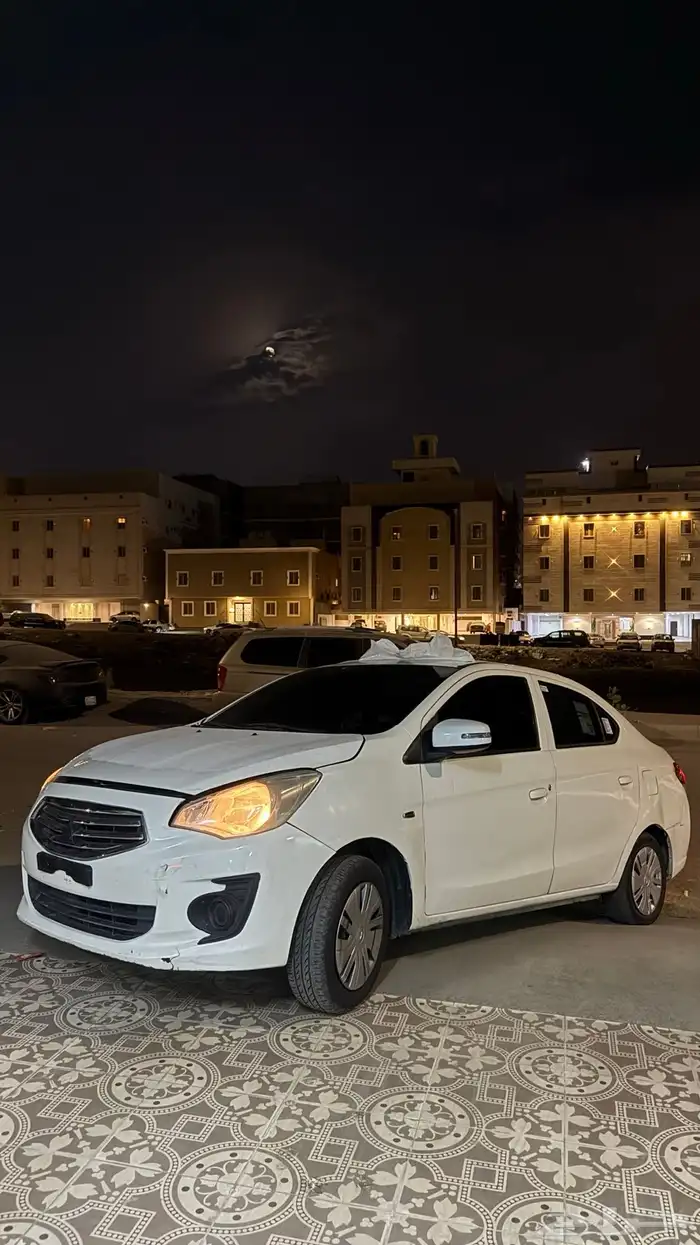 مصور سيارات ومصمم 13