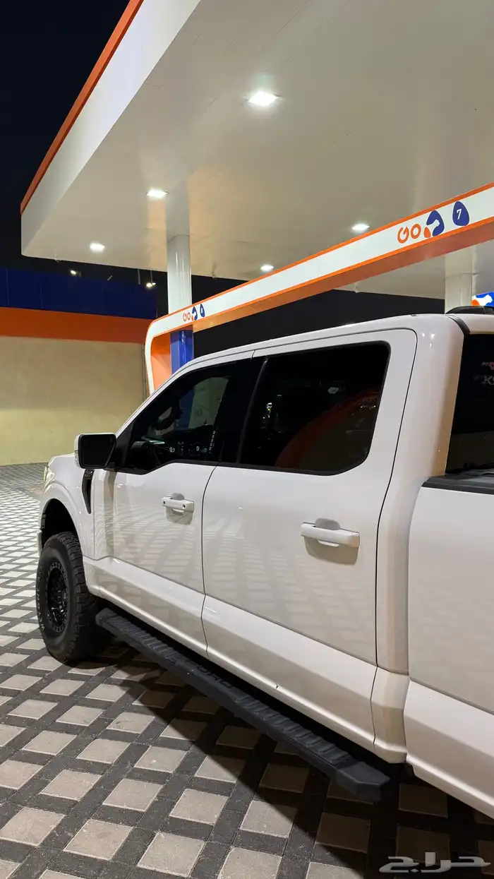 فورد لاريت 5