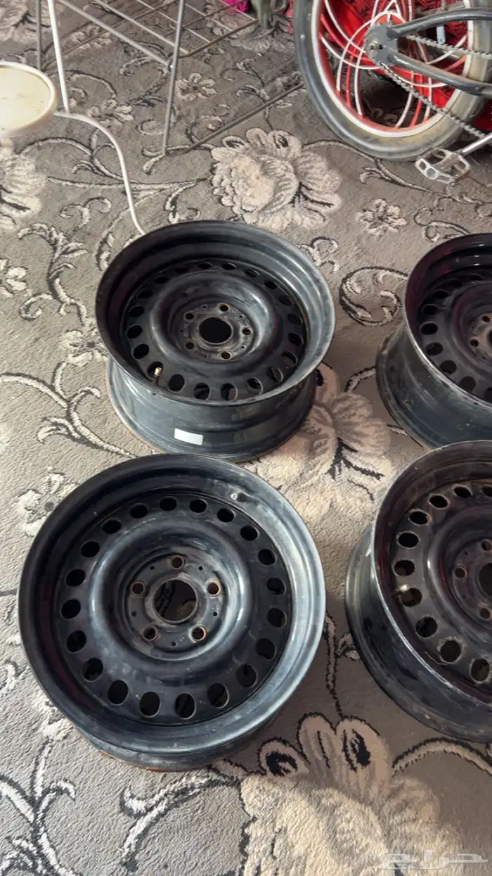 جنوط مارسيدس (لا يتواصل الى الصامل) 1