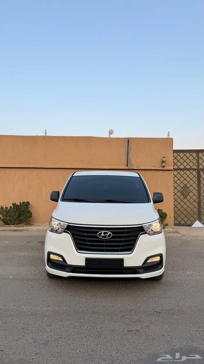 هونداي H1 2020 ( ديزل ) فل كامل بحالة الوكالة 2