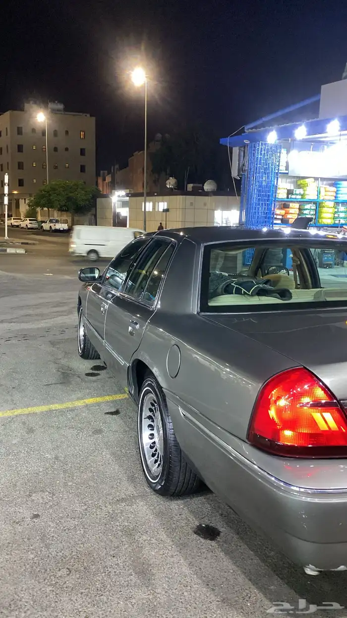 فورد قراند ماركيز 2001 1