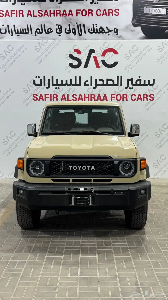 تويوتا   ربع مصندوق 2025 فل كامل تماتيك بنزين بريمي 0