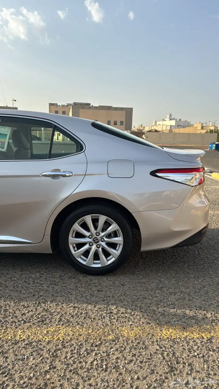 كامري 2020 GLE فل كامل 13