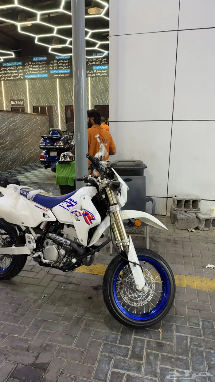 دي ار z400 للبيع موديل 23 4
