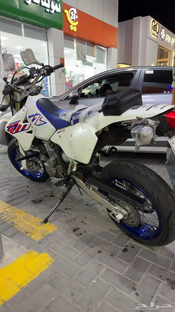 دي ار z400 للبيع موديل 23 2