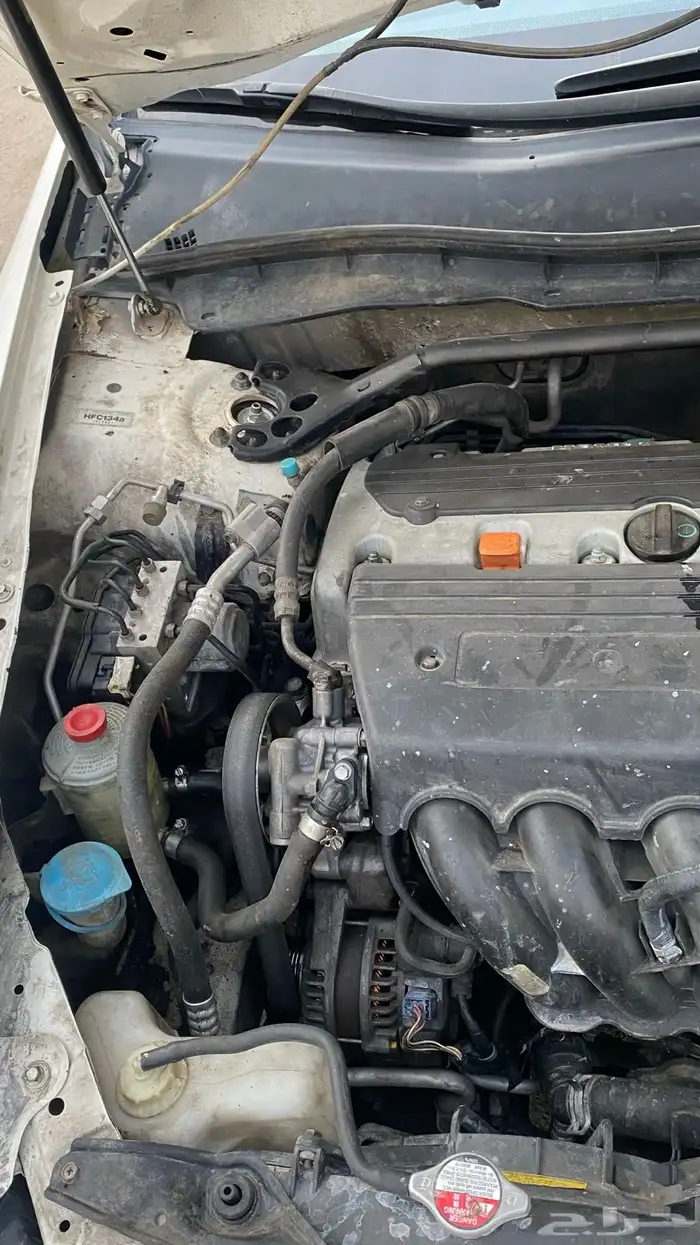 للبيع سيارة اكورد 2009 نص فل 5