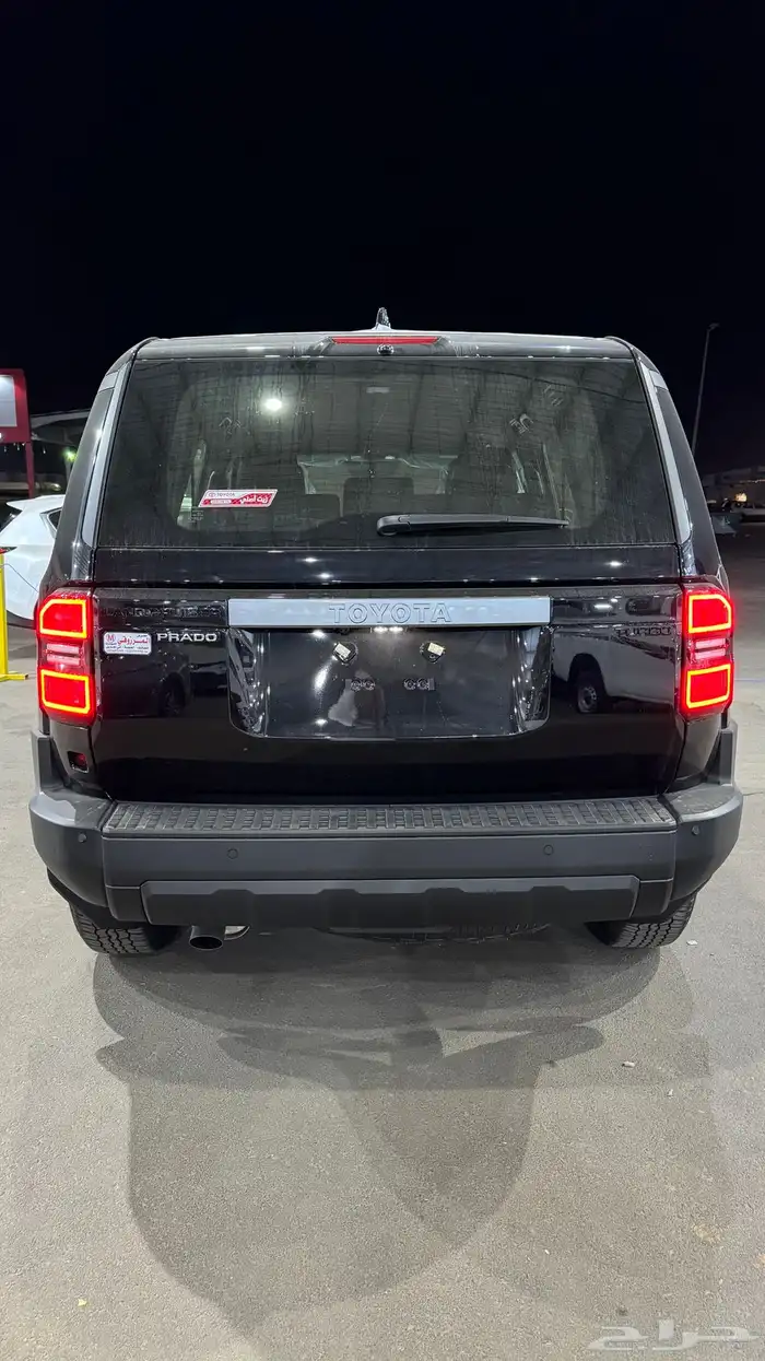 برادو 2025 بنزين فئة TXL1 محرك 2500 سي سي سعودي اللون اسود 3