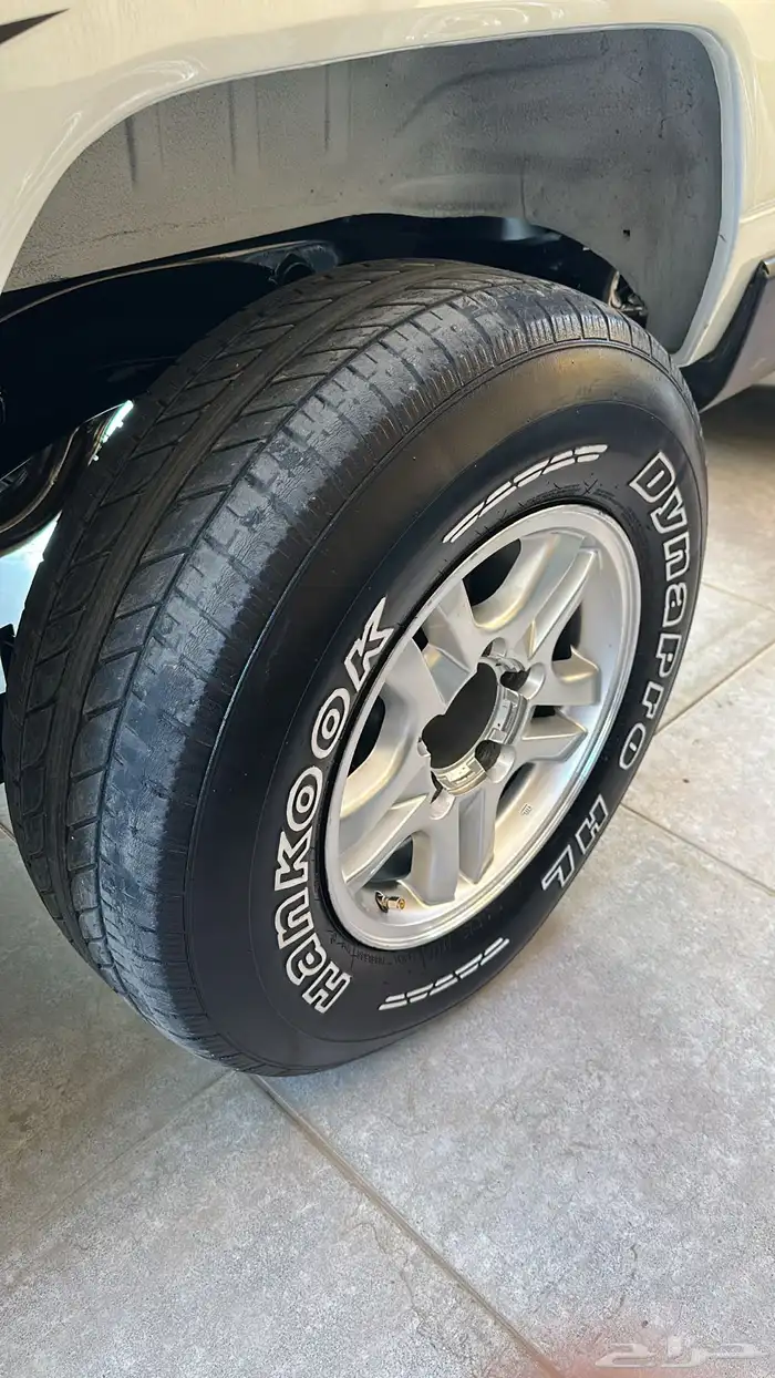 جنوط لكزس مع كفرات هانكوك 2