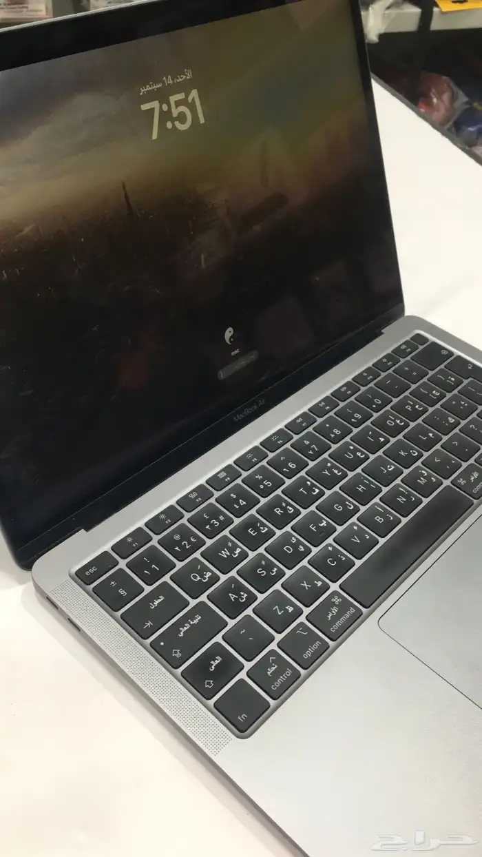 ماك بوك 0