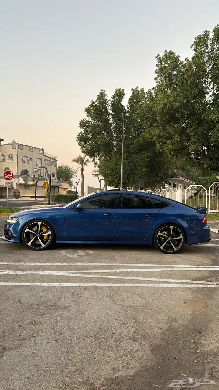 اودي S7 V8 بلاك اديشن وكاله RS7 V8 توين تيربو 5