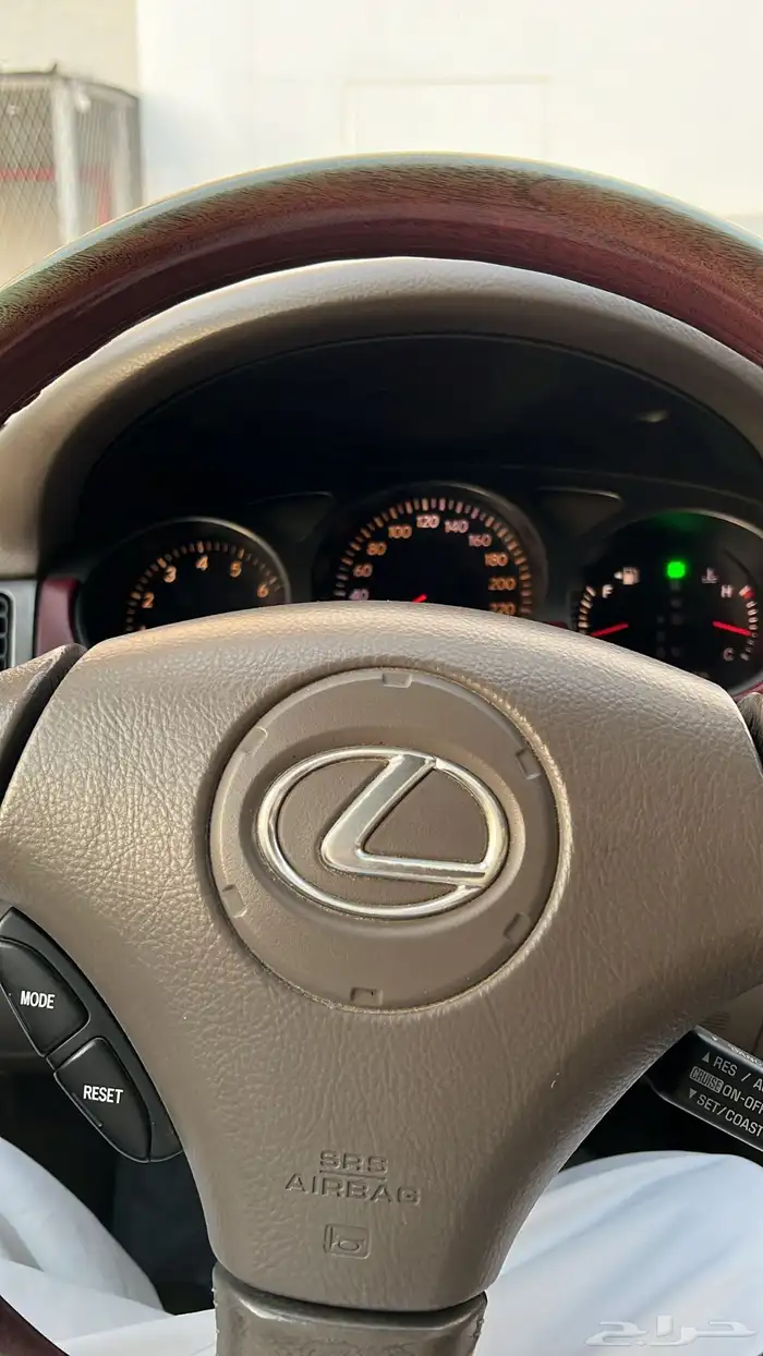 للبيع لكزز2002 11