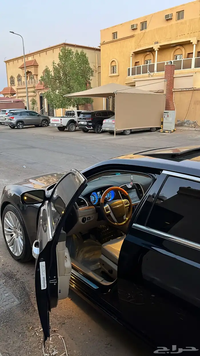 كرايسلر c300 2012 13