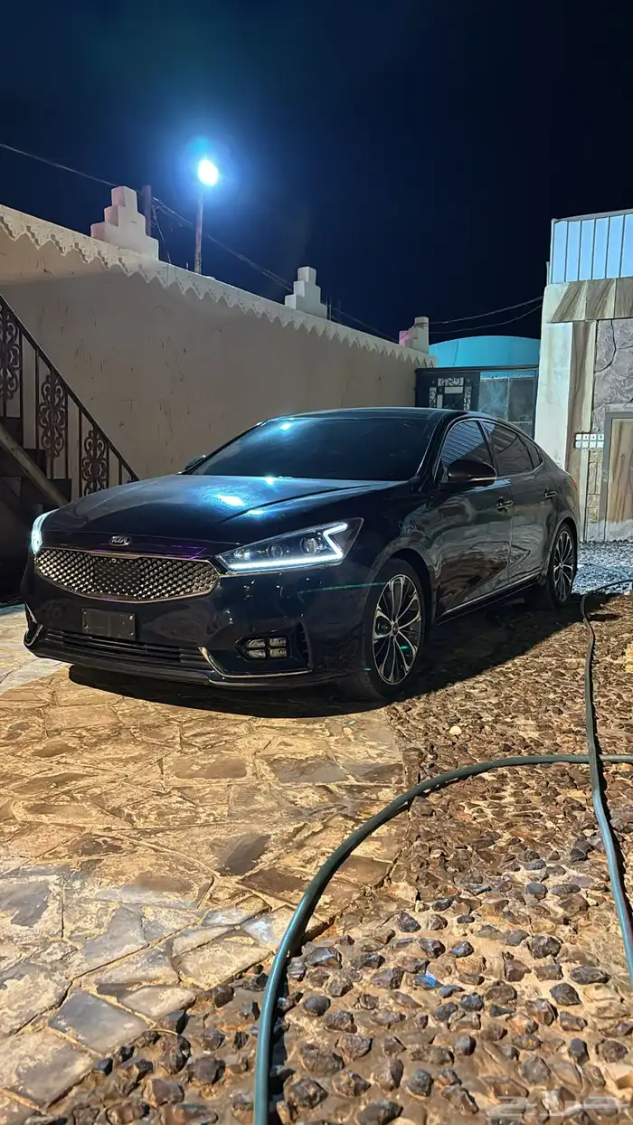 للبيع كيا كادينزا 1
