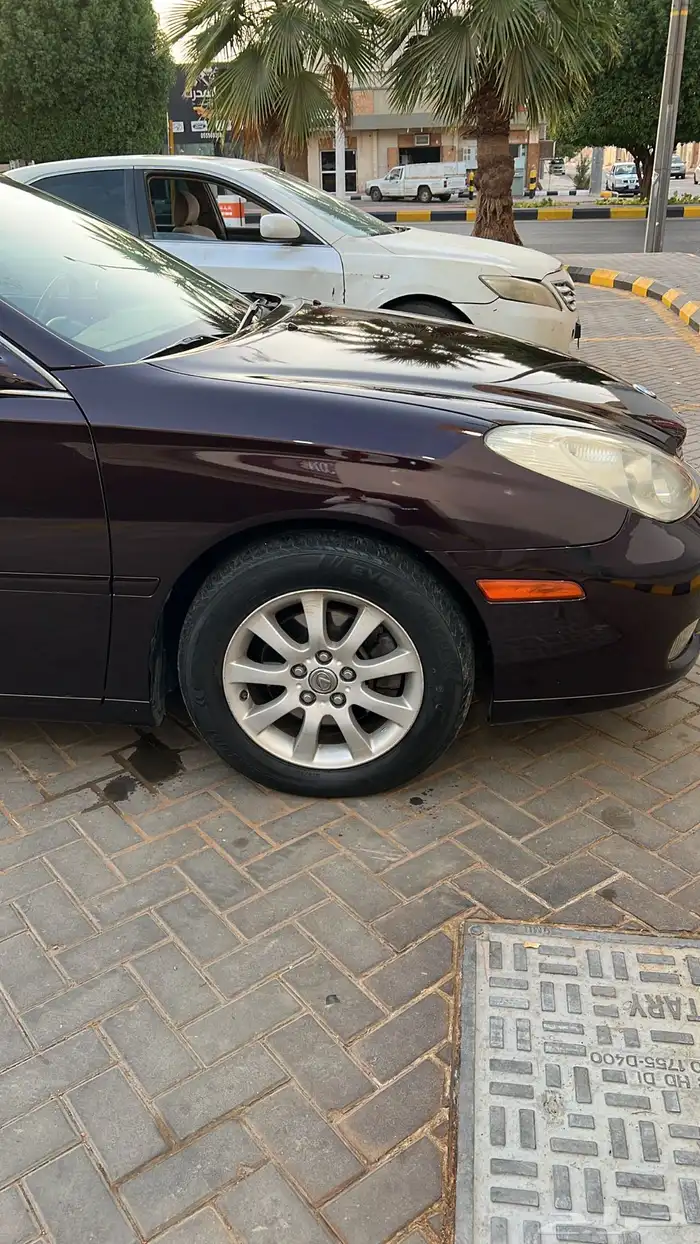 للبيع لكزز2002 12