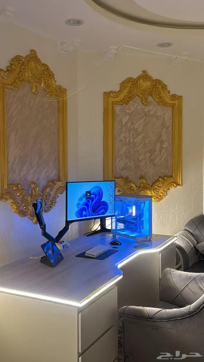 طاولة PC للبيع 0