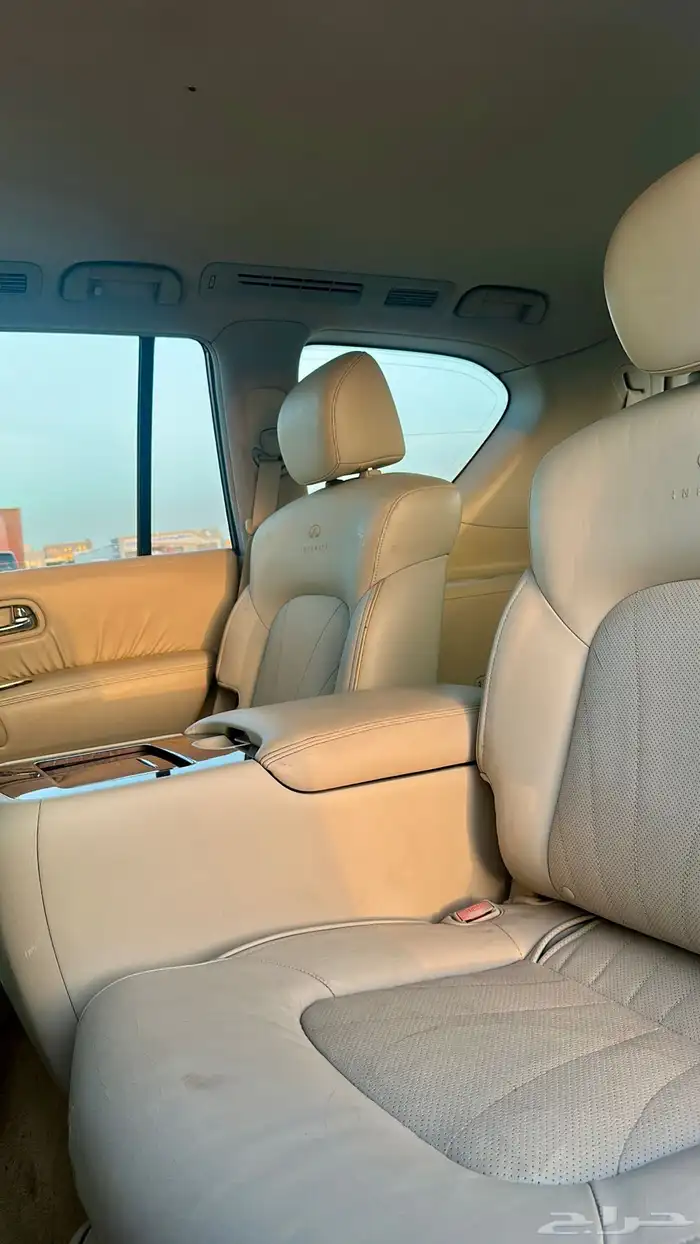 انفنيتي 2011 - QX56 فل كامل . 9