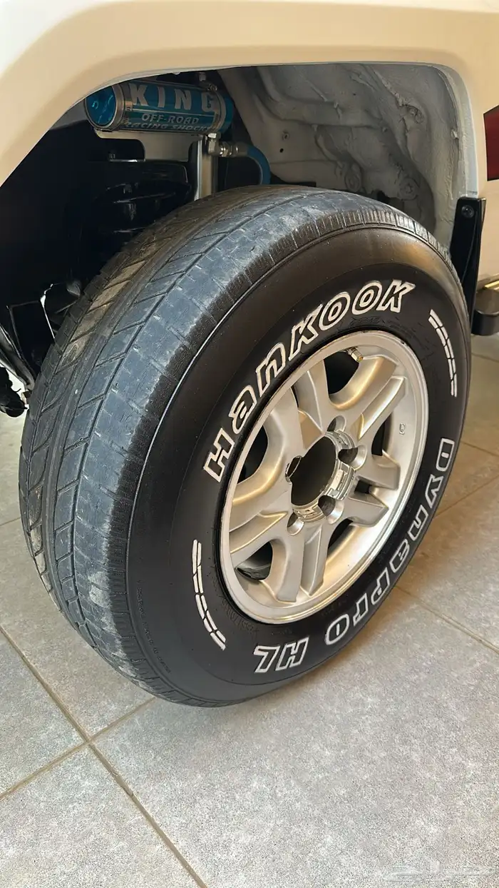 جنوط لكزس مع كفرات هانكوك 3