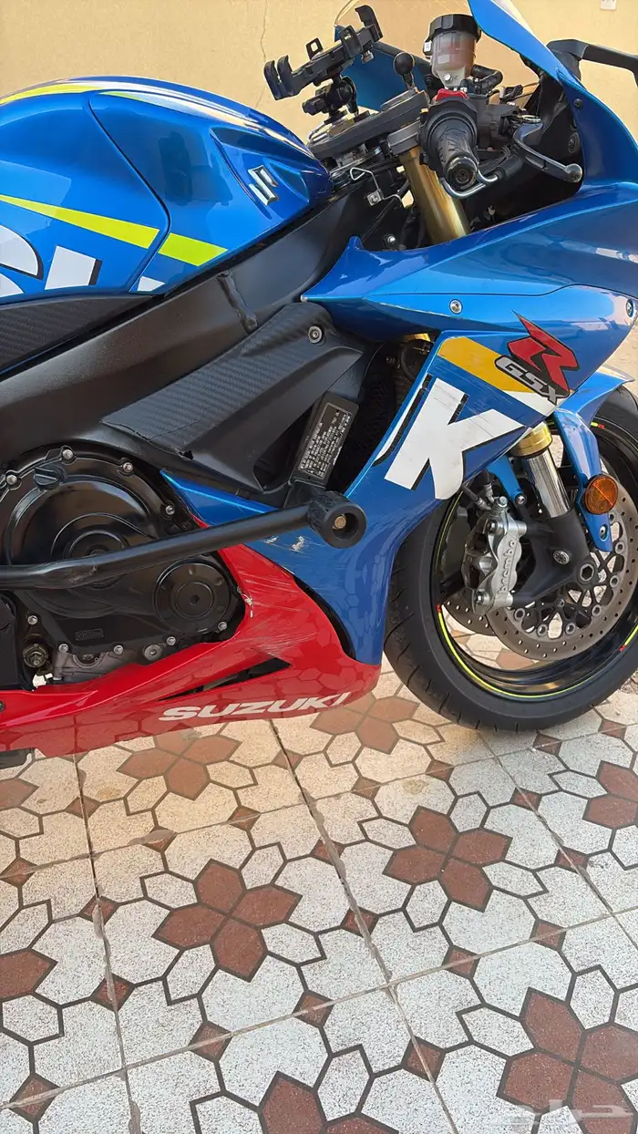 ريس سوزوكي 2015 (وأرد باريان) 3