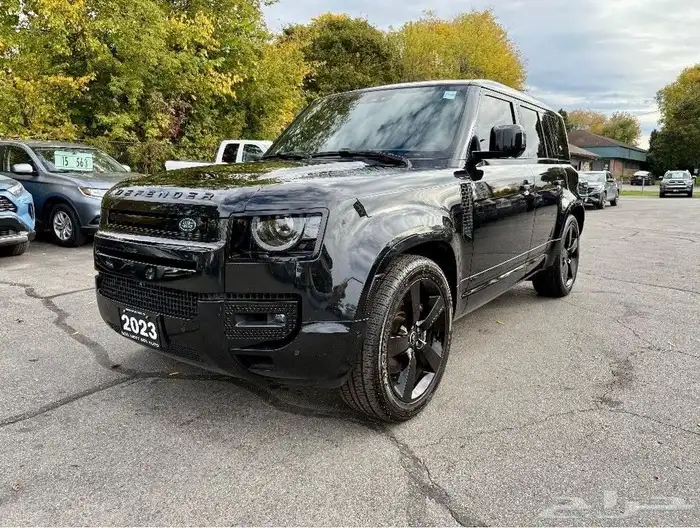 للبيع ديفندر موديل 2023 - V8 بسعر جدا جدا بطل وارد كندا 4