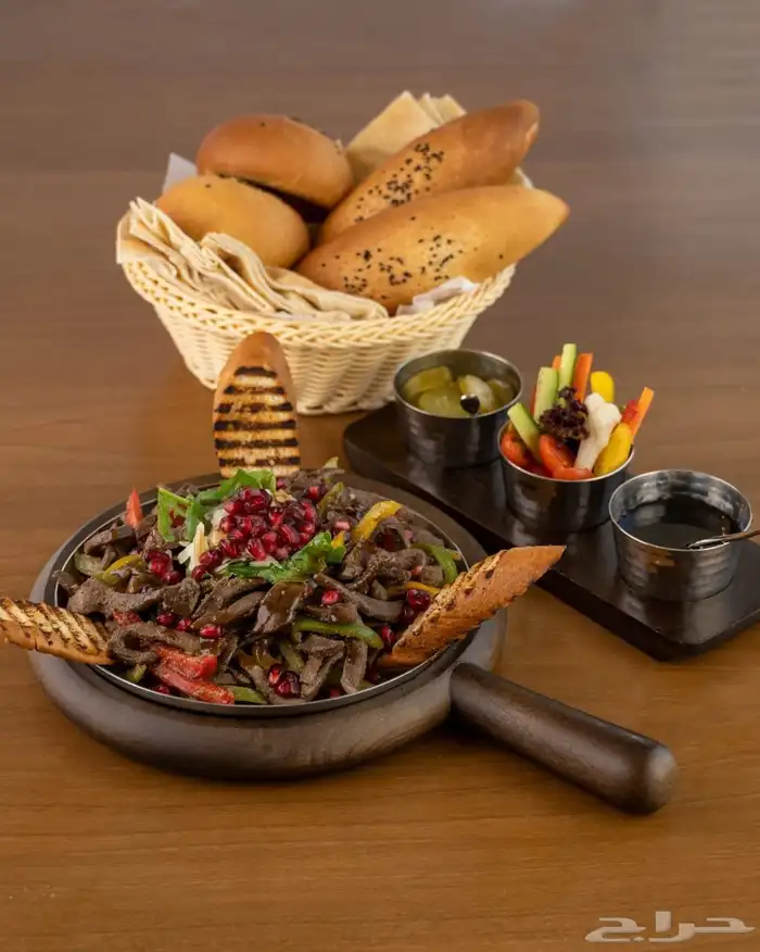 تصميم مواقع إلكترونية   إدارة إعلانات   تصوير منتجات بجود 5