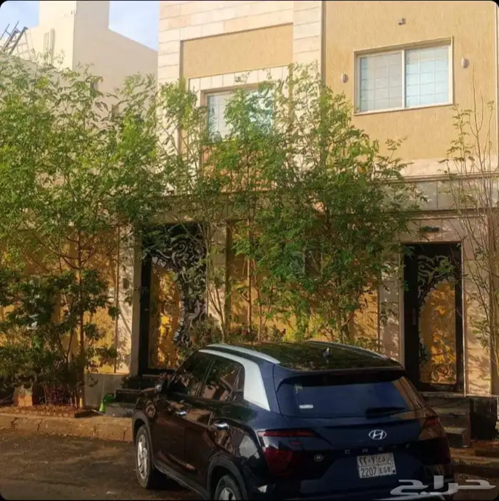 للايجار دور فله 3 غرف وصاله ومطبخ راكب ومجلس 11