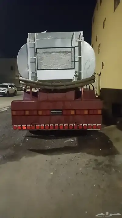 للبيع تانكي تريلة حجم 28 شبه جديد مستخدم استخدام سنه index