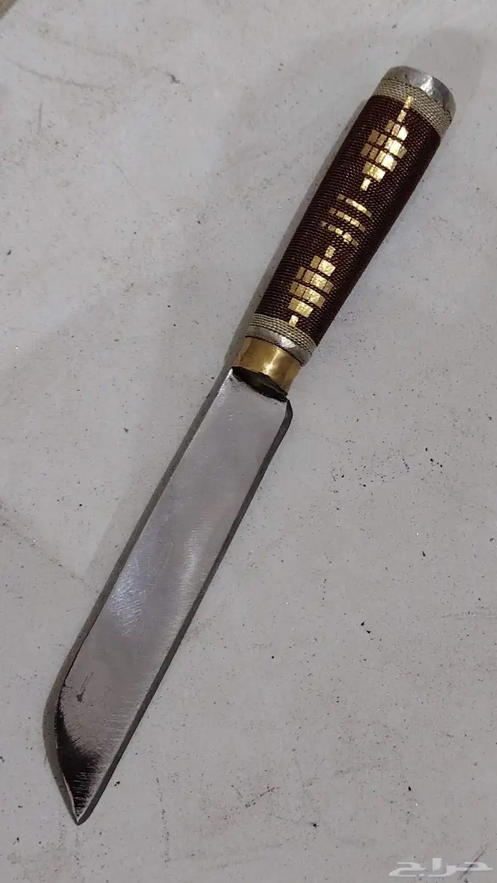 غدارات وعصي سكاكين 4