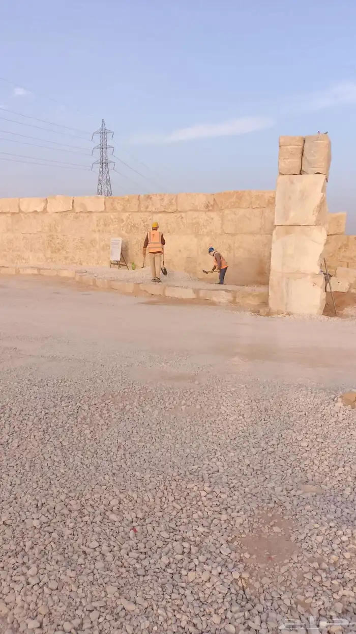 توريد وتنفيذ بنا لحجر حسب المواصفات المطلوبة 7