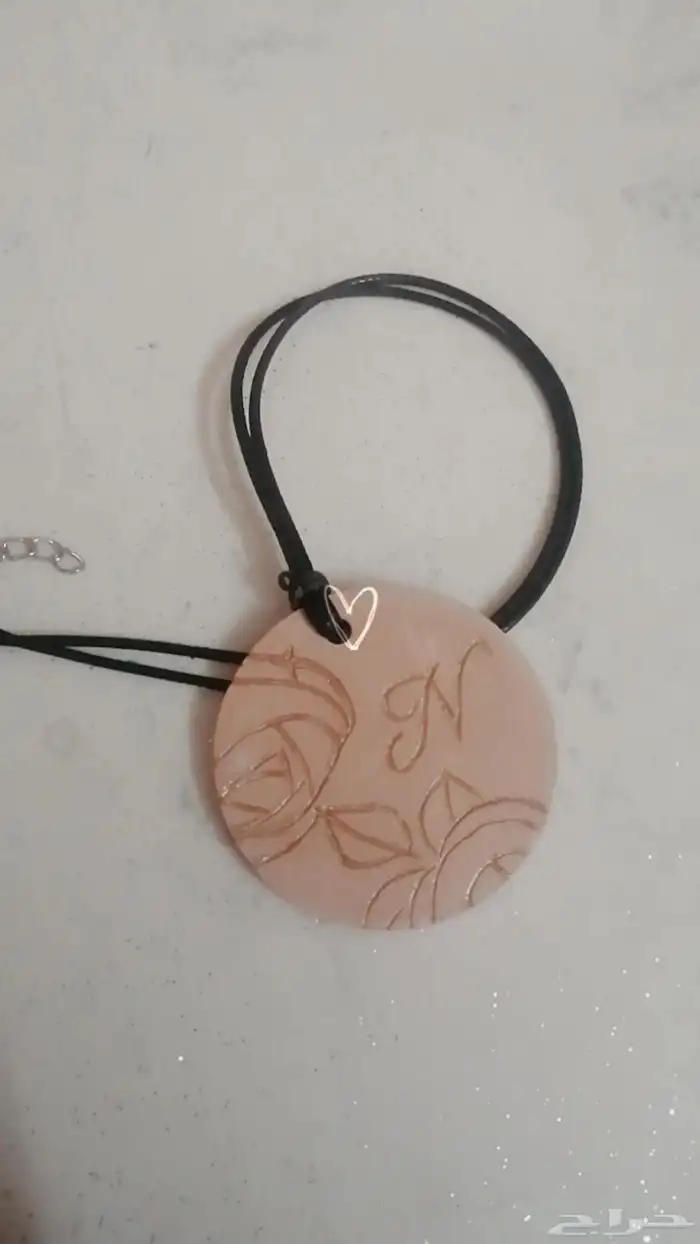 تعليقة عطرية 1