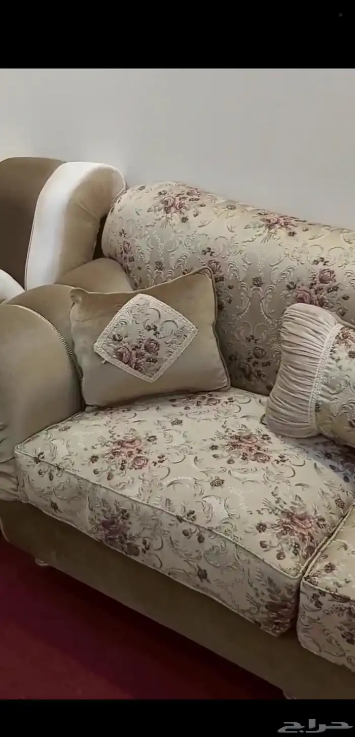 كنب فخم 8 قطع 3 طاولات 6