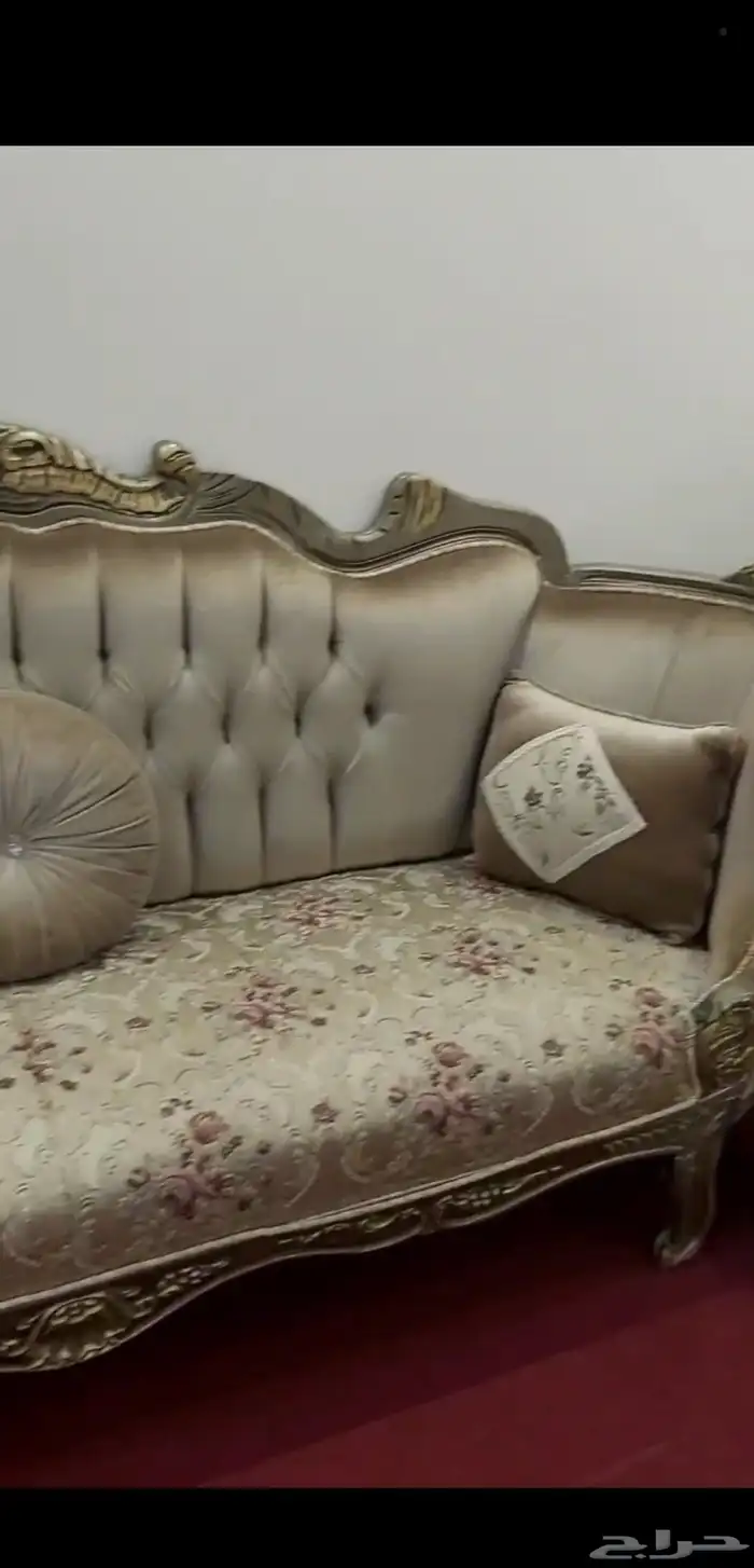 كنب فخم 8 قطع 3 طاولات 3
