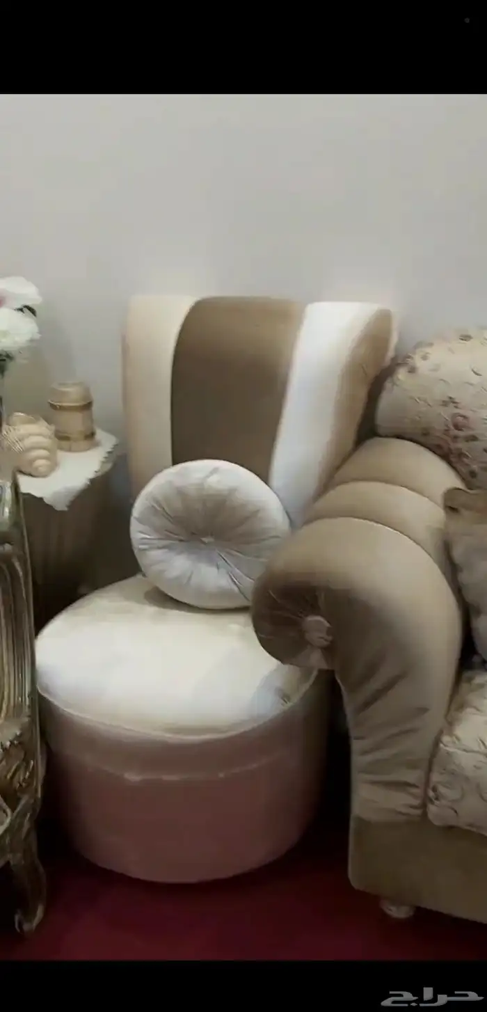 كنب فخم 8 قطع 3 طاولات 2