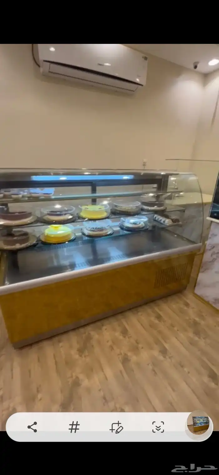 ثلاجة تبريد عرض حلويات بيع مستعجل ب 2200 للتواصل والتفاهم عل 7