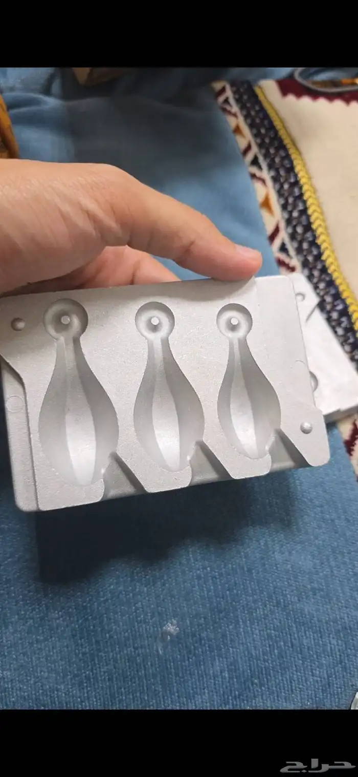 للبيع قوالب لصب الثقالات 0