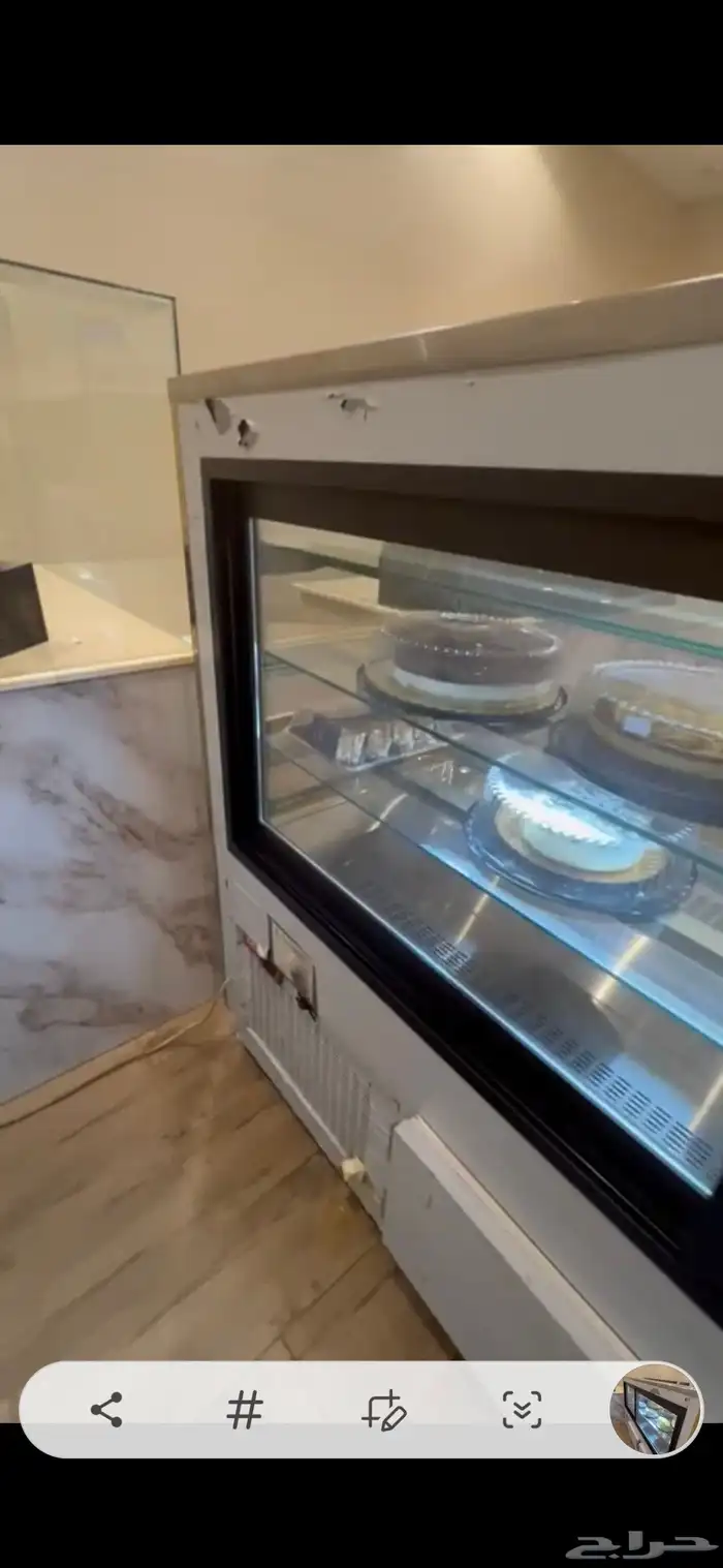 ثلاجة تبريد عرض حلويات بيع مستعجل ب 2200 للتواصل والتفاهم عل 5