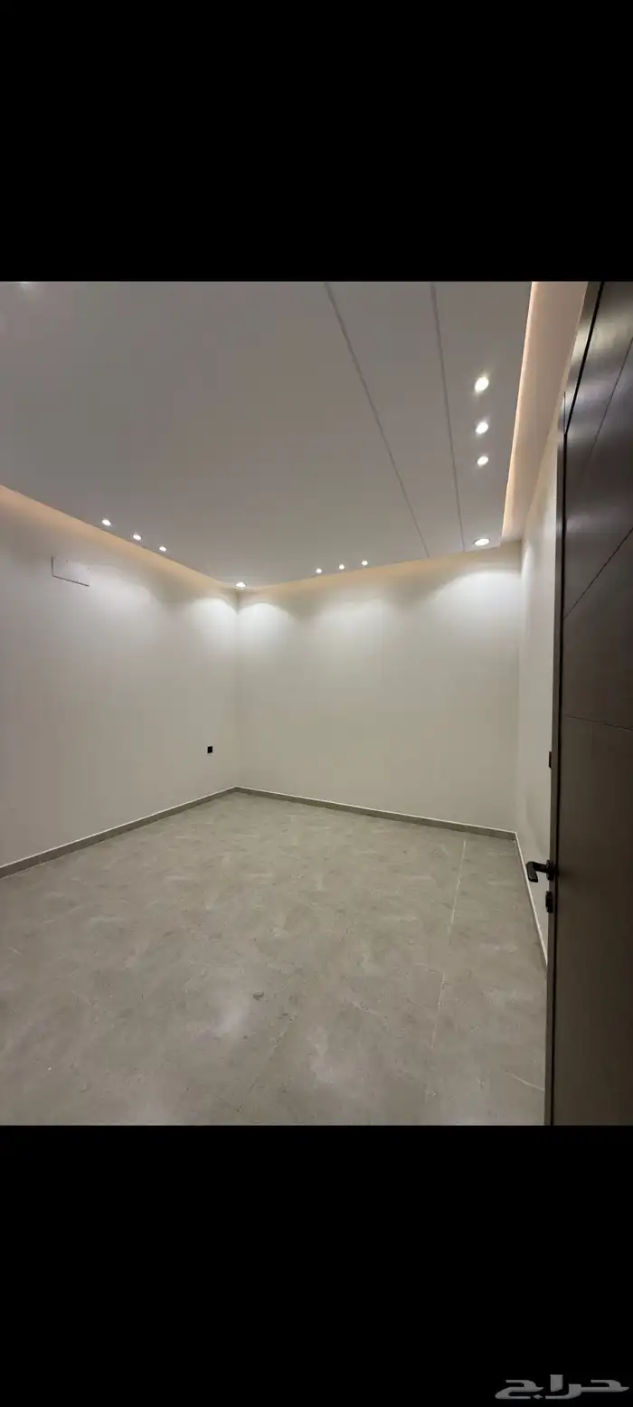 للبيع شقق ارضية وعلويه موقع مميز تشطيبات فاخرة 17