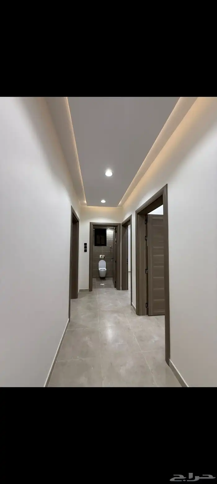 للبيع شقق ارضية وعلويه موقع مميز تشطيبات فاخرة 38