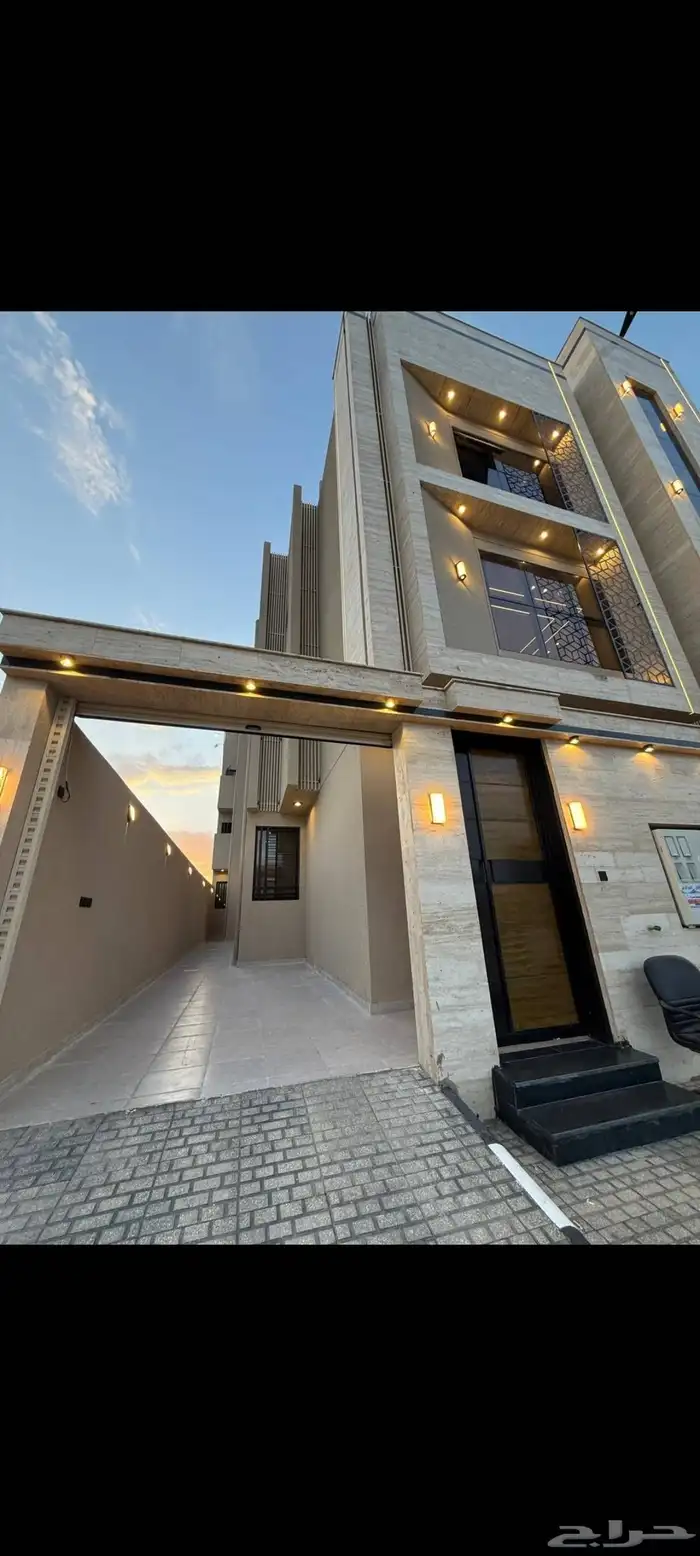 للبيع شقق ارضية وعلويه موقع مميز تشطيبات فاخرة 2