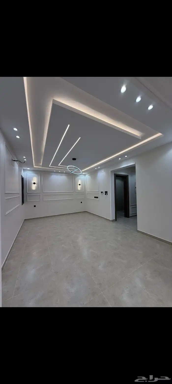 للبيع شقق ارضية وعلويه موقع مميز تشطيبات فاخرة 31