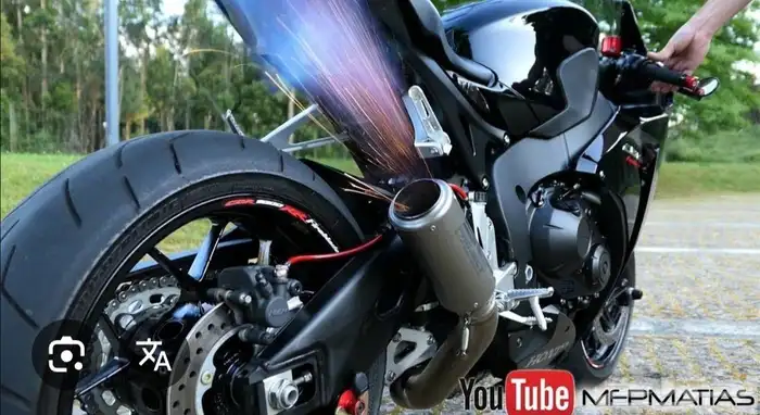 نص سيستم Sc project يركب على Cbr 1000rr 2008-2016 3