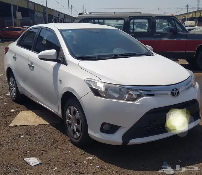 تويوتا يارس 2015 للبيع 1