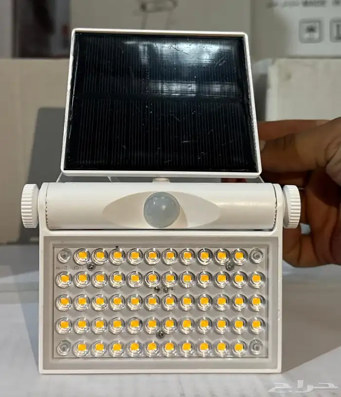 كشاف طاقه شمسيه قوي جدا  مناسب للبري ه 2