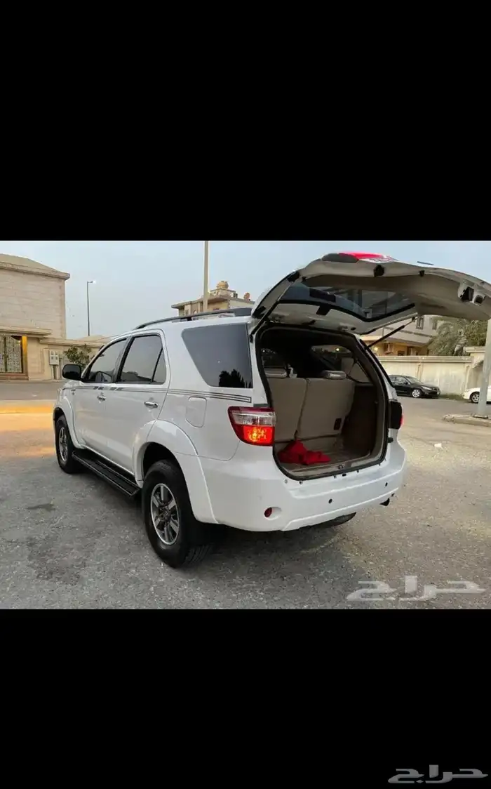 فورتشنر نظيف جدا ممشى قليل 2