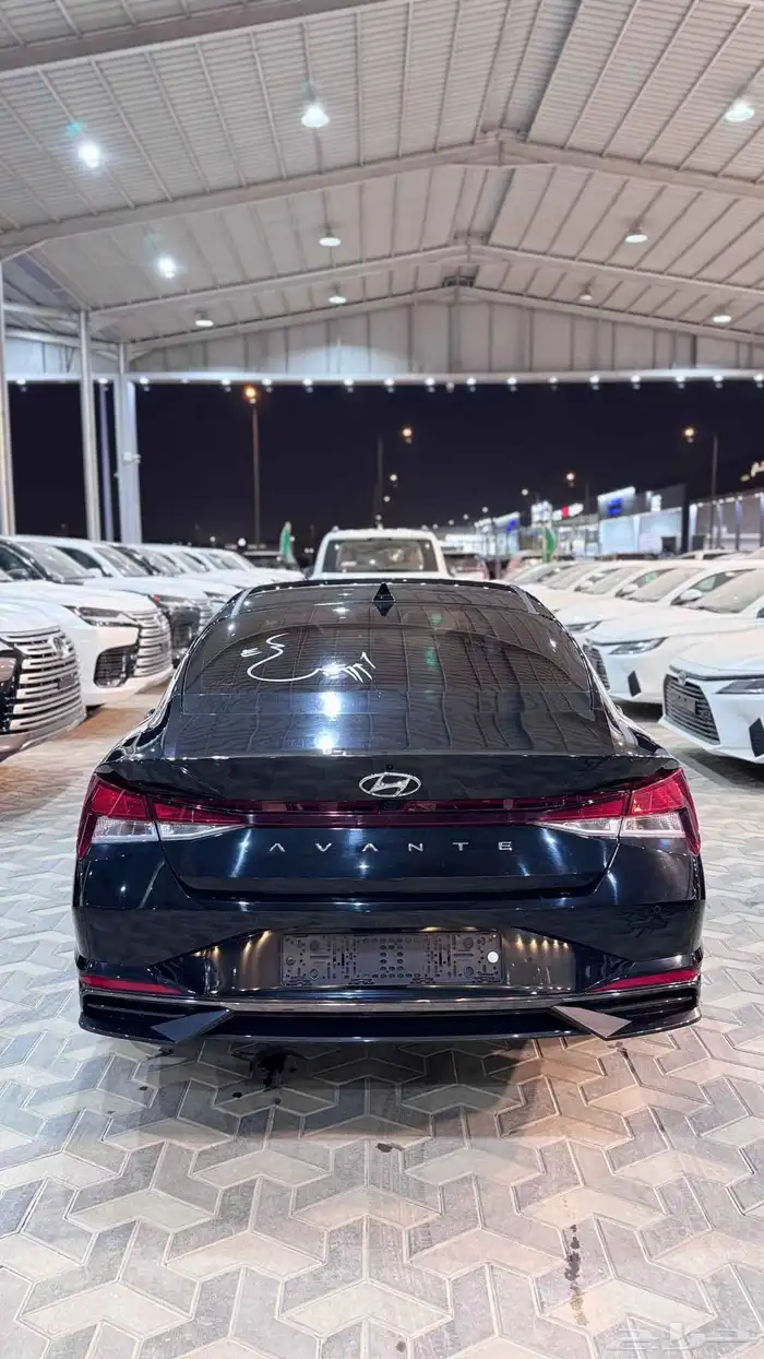 هونداى ( A V A N T E) النترا وارد كوريا 2021 مستعمله اللون 1