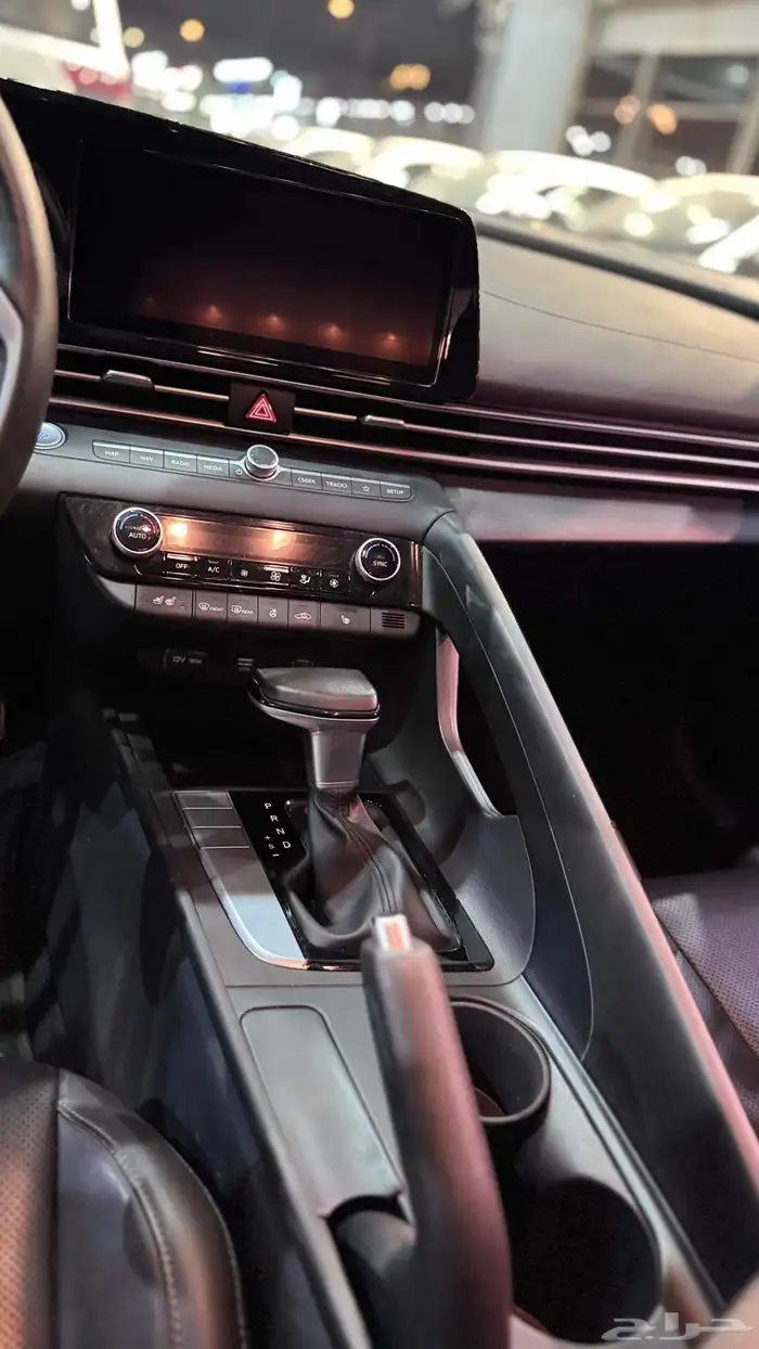 هونداى ( A V A N T E) النترا وارد كوريا 2021 مستعمله اللون 5