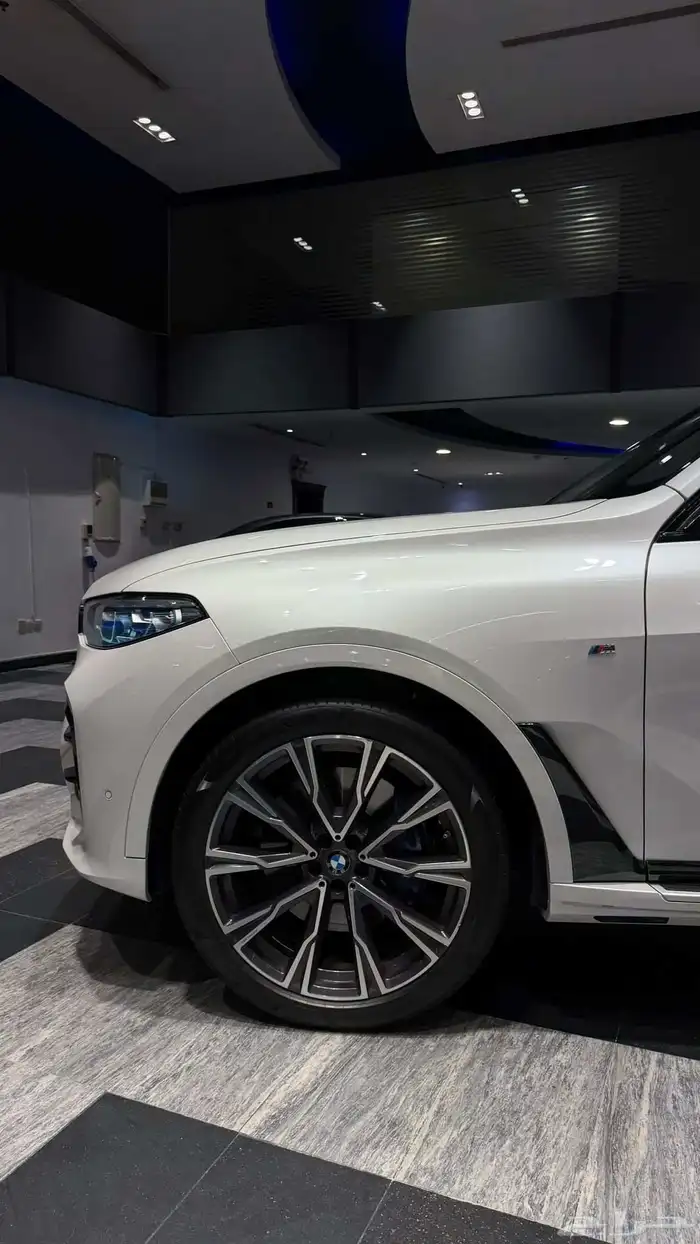 BMW X7 M-kiT 3
